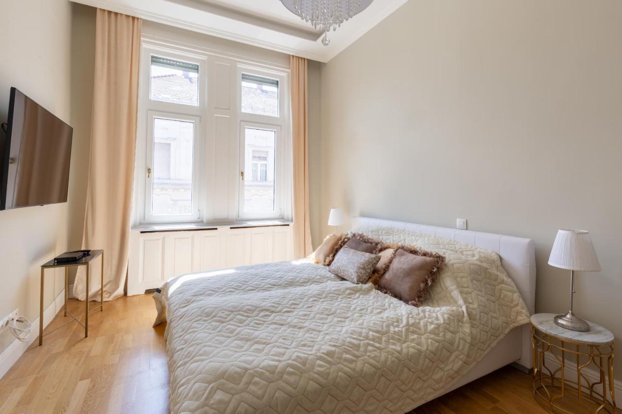 Designer Luxury Home In The Jewish Quarter Budapest Extérieur photo